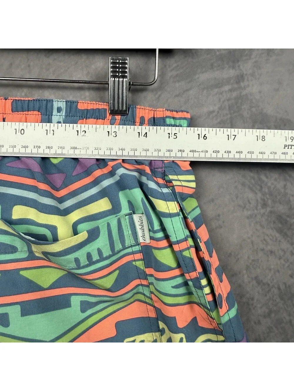 Chubbies Shorts Men L Geometric Print Swim Trunks Board